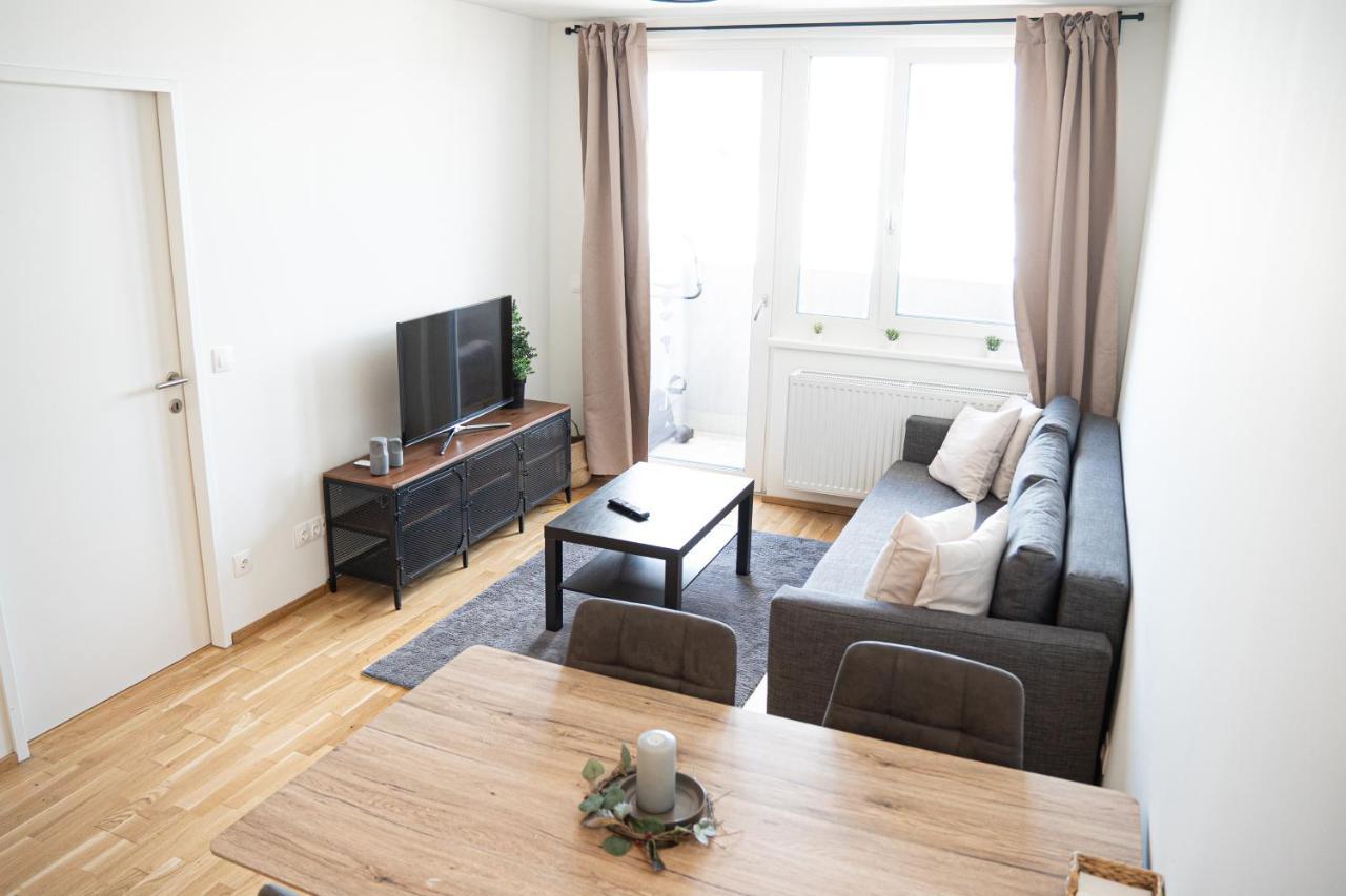 Bright & Modern - Balcony - Apartment Виена Екстериор снимка