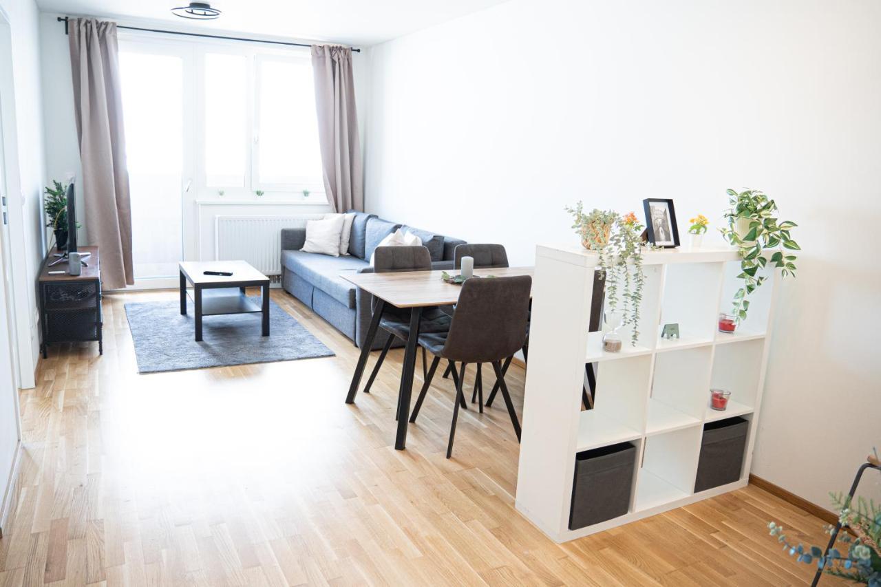 Bright & Modern - Balcony - Apartment Виена Екстериор снимка